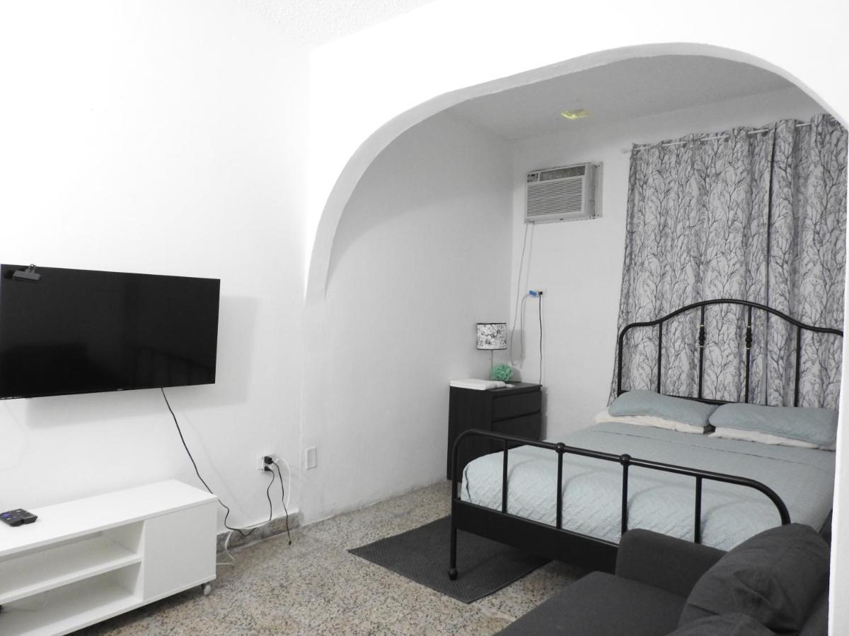 Casa Del Sol-Unit A Villa Bayamón Exteriör bild